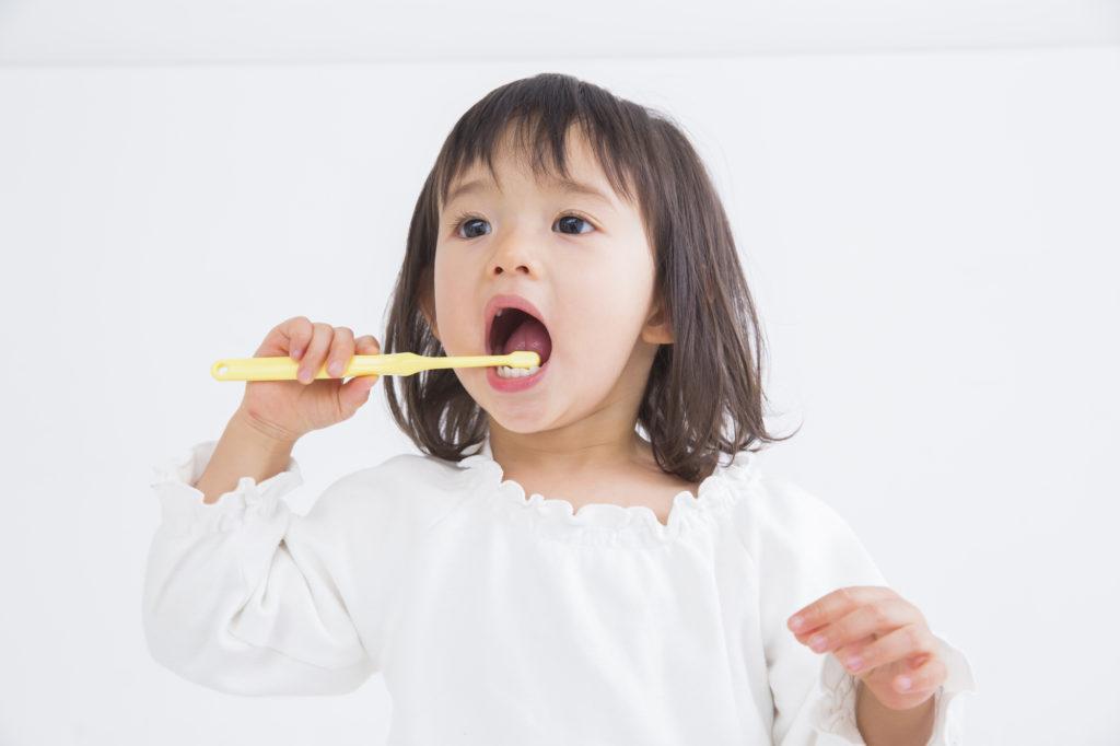 子ども　虫歯　歯みがき